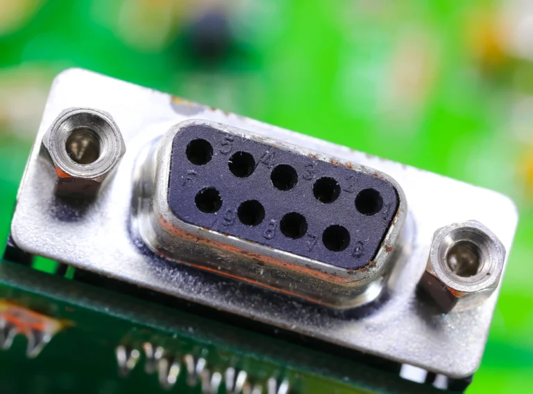 Read more about the article Die RS232-Schnittstelle: Was ist sie?